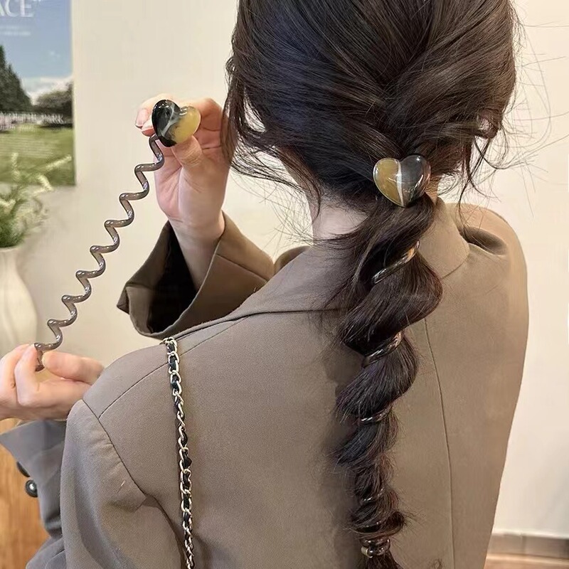 2024 Spring Fresh, Sweet and Highly Elastic New Color Matching Heart Phone Cord Hair Tie Handmade Hair Rope That Does Not Hurt the Hair 2024 Spring Fresh, Sweet and Highly Elastic New Color Matching Heart Phone Cord Hair Tie Handmade Hair Rope That Does Not Hurt the Hair