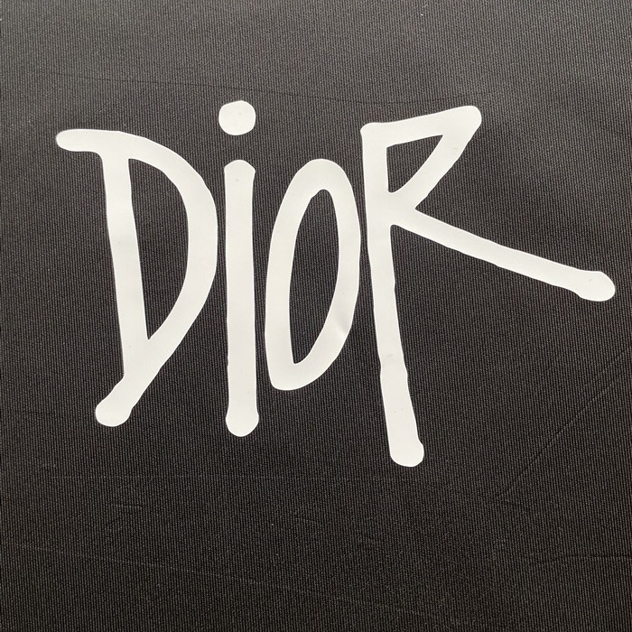 硅胶标柔软弹力 靓丽热转印烫画 热转印服装标LULU烫图