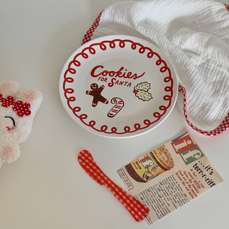Korean ins Style Christmas Cartoon Gingerbread Man Ceramic Plate Creative Cake Cookie Plate Korean ins Style Christmas Cartoon Gingerbread Man Ceramic Plate Creative Cake Cookie Plate