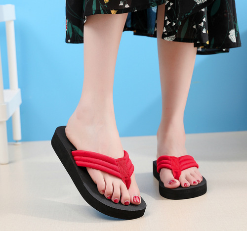Summer New Women's Plus Size Herringbone Slope Heel Glitter Slides Beach Sandals