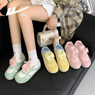 �����͎ͱ��׵�ӖЬƴɫ�ɐۺ����Y���^Ь���ֵ�ǹ�ɫ�����W��Ь