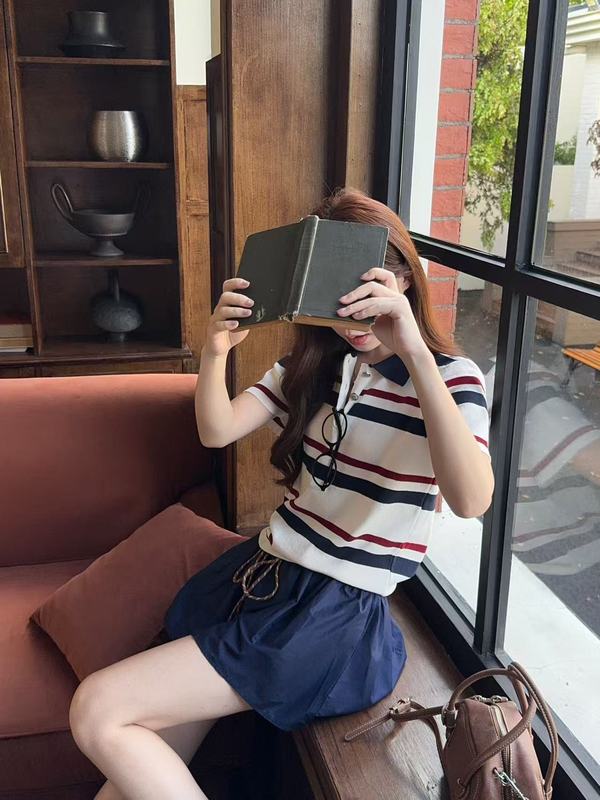 适美2025夏季学院风套装条纹翻领短袖T恤女纯色抽绳半身裙两件套|undefined