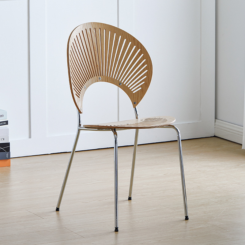 Pata de madera plata Silla de concha