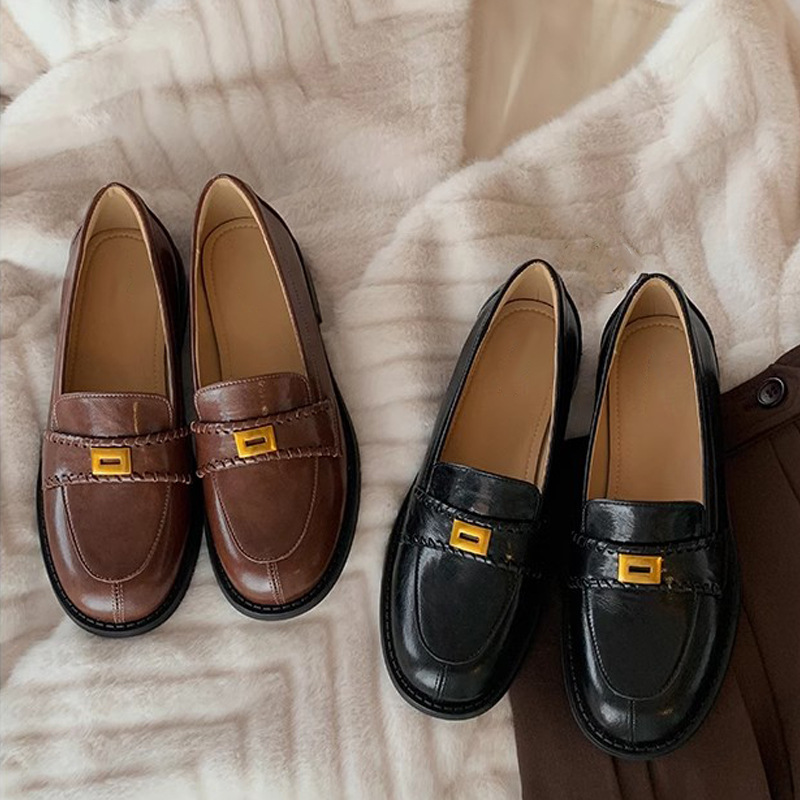 Grape Mom primavera nuevo estilo británico retro pequeña hebilla dorada cabeza redonda perezosa tacón grueso zapatos de cuero Love mujer