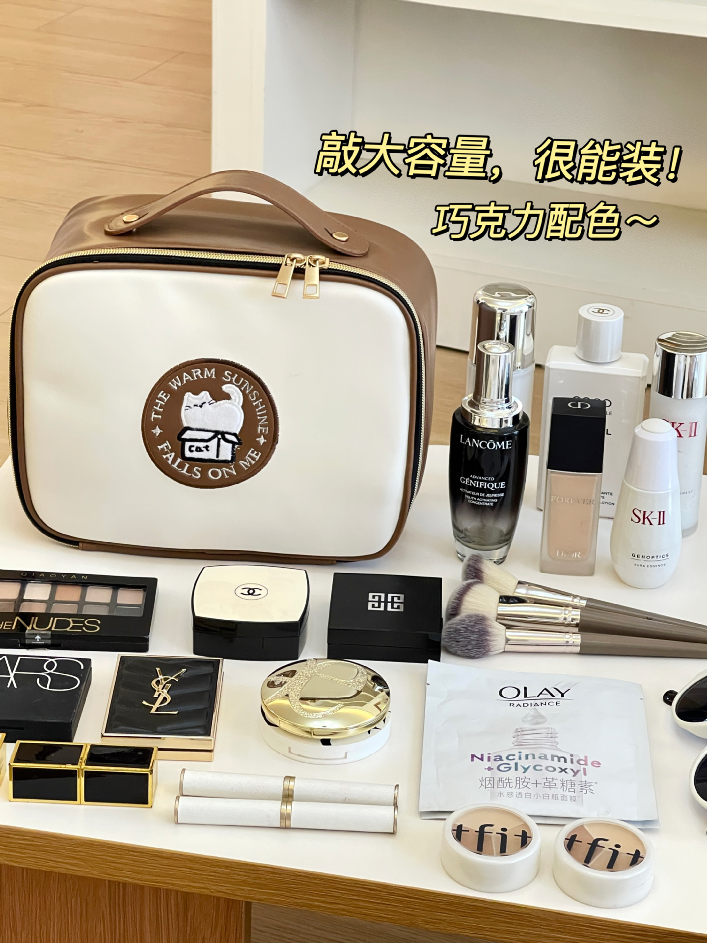 Bolso cosmético de cuero nuevo de alta calidad para mujer bolsa de almacenamiento de partición portátil de gran capacidad bolsa de almacenamiento impermeable de viaje bolsa de lavado