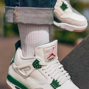 1:1 Putian Shoe Factory Produces and Wholesales Jordan Fourth Generation Aj4 Retro High-Top Basketball Shoes
