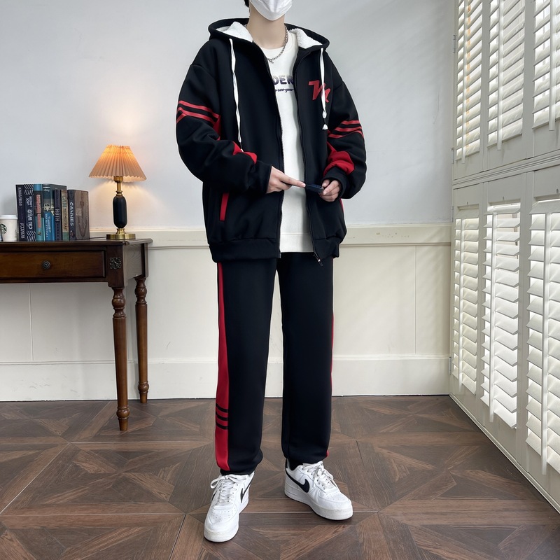 Invierno juvenil con camisa encapuchada gruesa, camiseta, pantalones casuales, ropa de moda al aire libre, hombre