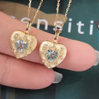 18K золото в форме сердца Натуральный Аквамарин Ожерелье au750 золото матовый ремесло бриллиантовое ожерелье Lady Stone 35 точек