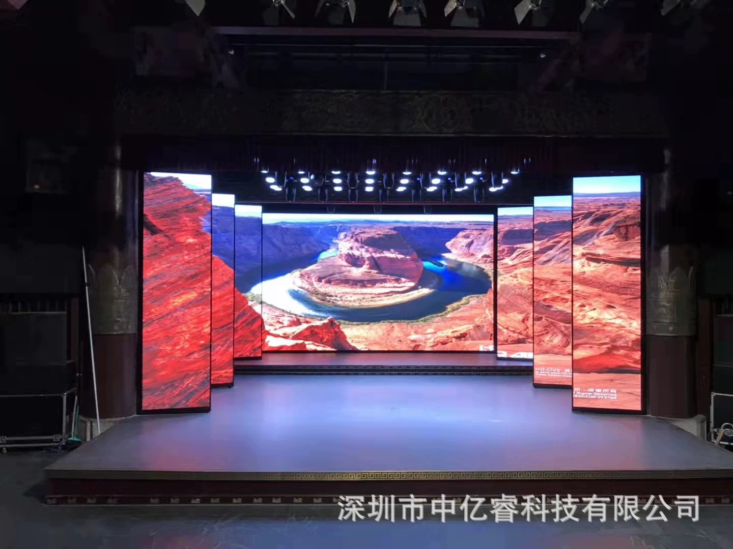 Заводской LED-дисплей Zhongyi Rui, прямые продажи, внутренний/для небольших помещений, уличный полноцветный, для бизнес-центра/школы, большой экран