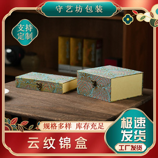 논y�\�й�ˇƷ�������b�������֮�չʾ�г�̨�YƷ�в���ռ{��