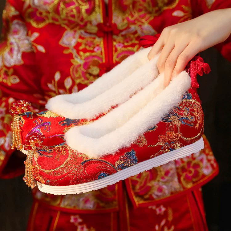 (Jinlong 4- см) зимние свадебные туфли Xiuhe в китайском стиле, свадебные туфли с вышивкой на флисовой подкладке и туфли династии Хань в старинном стиле увеличенной высоты