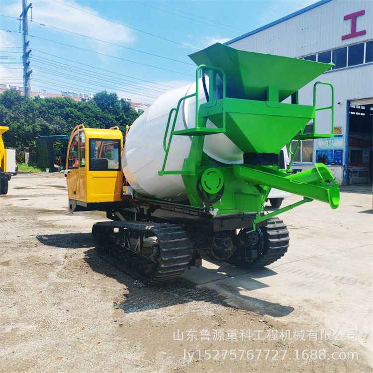 2-4方履带混凝土搅拌车 履带式高卸料水泥罐车 干料搅拌商混车