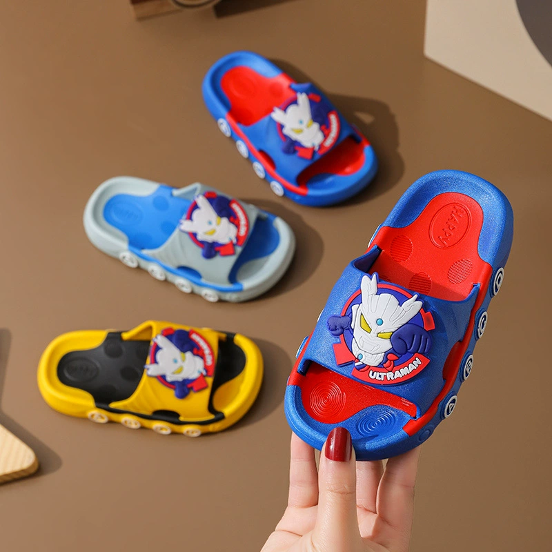 Детские тапочки-тапочки, летние купальные Нескользящие сандалии для мальчиков и девочек для дома средних и больших детей, популярные в Интернете сандалии для родителей и детей с героями мультфильмов