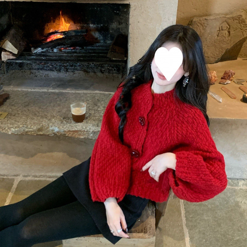 Korean-Style Retro Soft Red Cable-Knit Sweater Cardigan for Women, Winter High-End Feel, New Year and Christmas Short Knit Cardigan