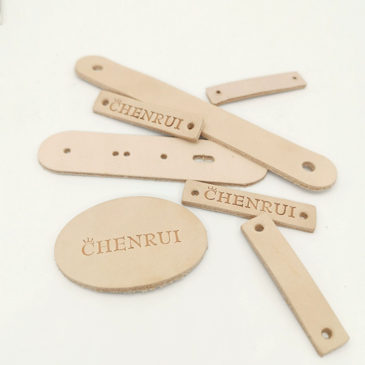 Кожаные крошки из кожи ягненка маленькие кожаные аксессуары для одежды, аксессуары для сумки, кожаные фирменные кожаные фирменные безделушки для защиты окружающей среды