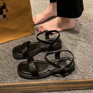 �͹�����@��ƽ�כ�ЬŮ2026�ļ��¿�ܛ��һ�ֿێ�¶ֺ�͸��_�RЬ