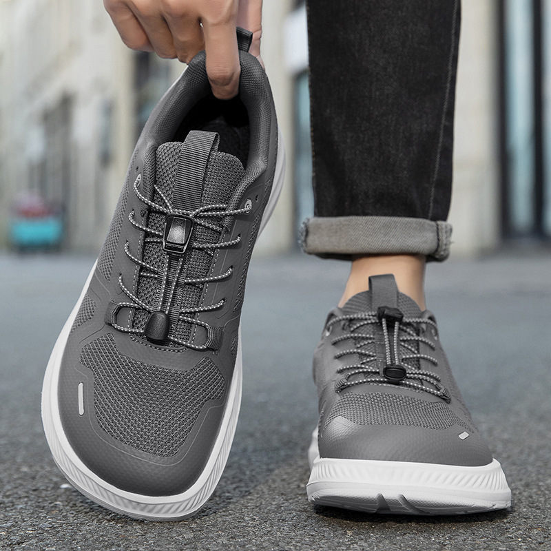 Autumn men's wide-toed shoes, middle-aged and elderly walking shoes, lightweight breathable mesh shoes, widened outdoor casual sports shoes for men