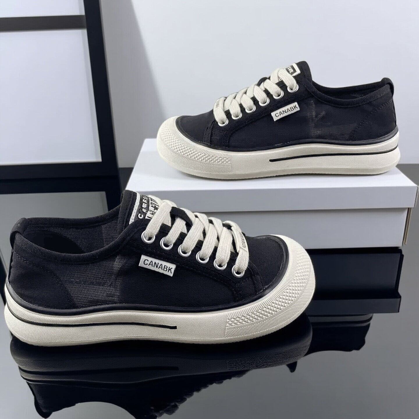 2026 nuevo estilo coreano de zapatos de lona de suela gruesa para mujeres clásicas retro redondeas lazos pequeños zapatos blancos zapatos de lona casuales