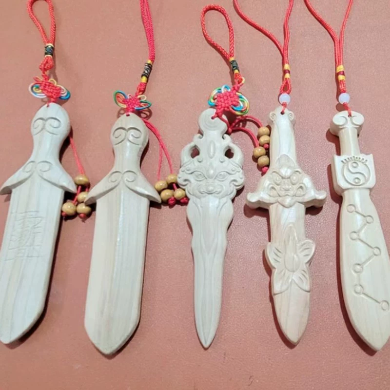 Линлун Павильон Меч с головой дракона Нож с головой дракона Резьба по дереву Персик Меч из дерева Нож с головой дракона Кестик с головой дракона