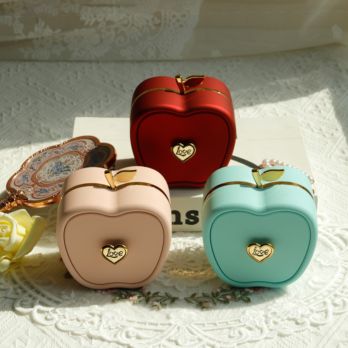 ƽ��ҹ���κ�ʥ��ƻ����Ʒ�����˽ڽ�ָ��װ��������Ʒ����Ů��