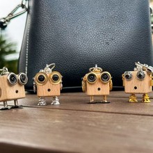 原创手工朋克机器人项链坠挂件摆摊木质钥匙扣男女生手机链吊坠