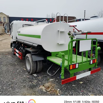 Suvarma maşınları Large Sprinkler Truck, Fog Cannon