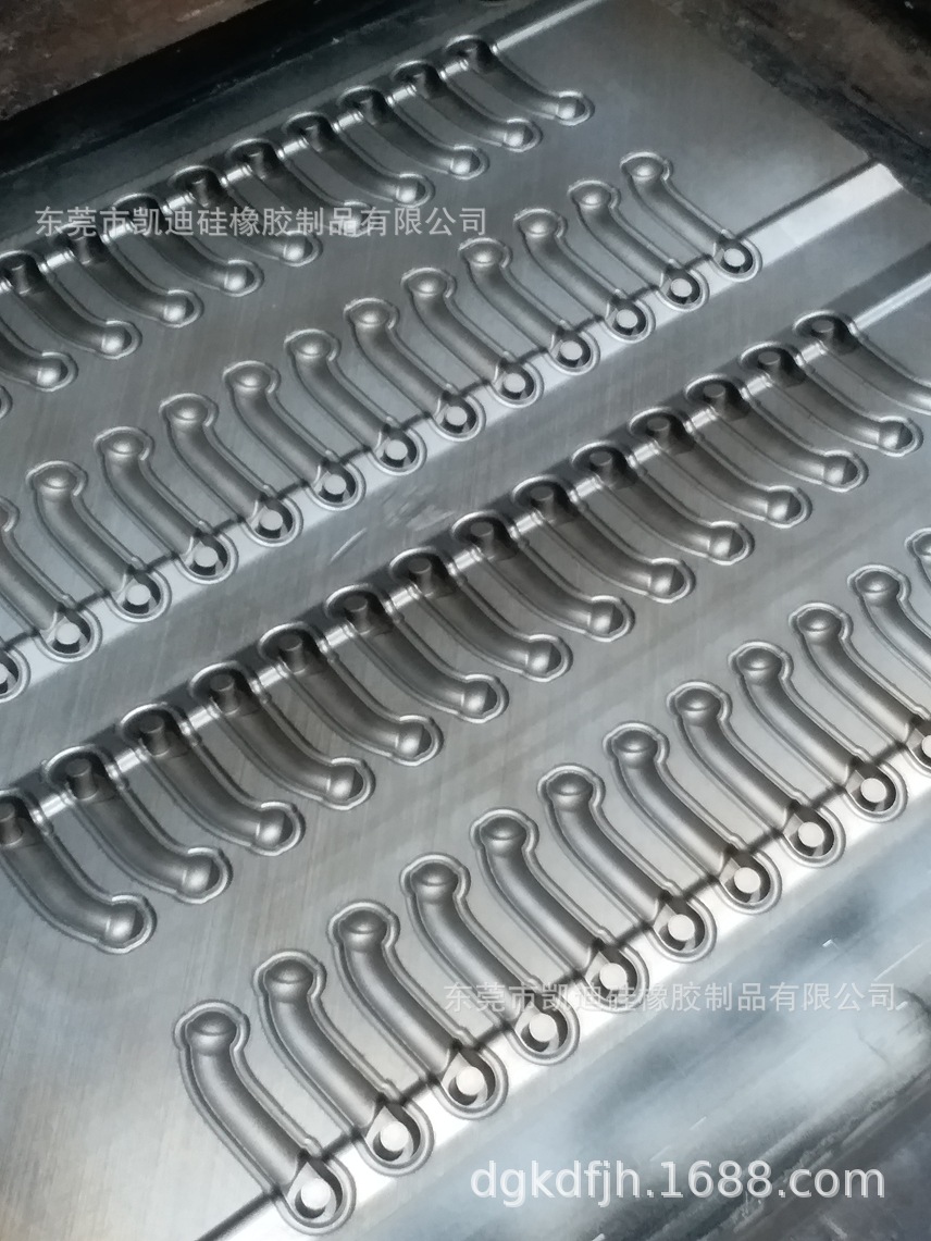 各类硅胶模具 橡胶模具 杂件模具 按键模具 口红模具 洁面仪模具