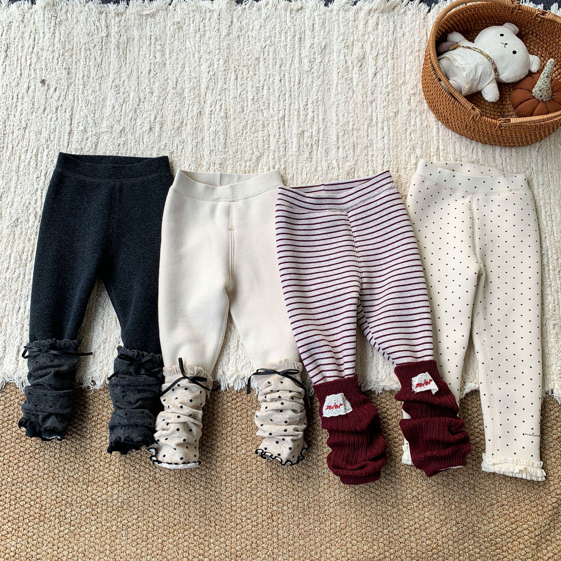 Pantalones de niña ropa de invierno 2025 nuevo estilo extranjero más tercife engrosado leggings niños bebé pantalones de otoño