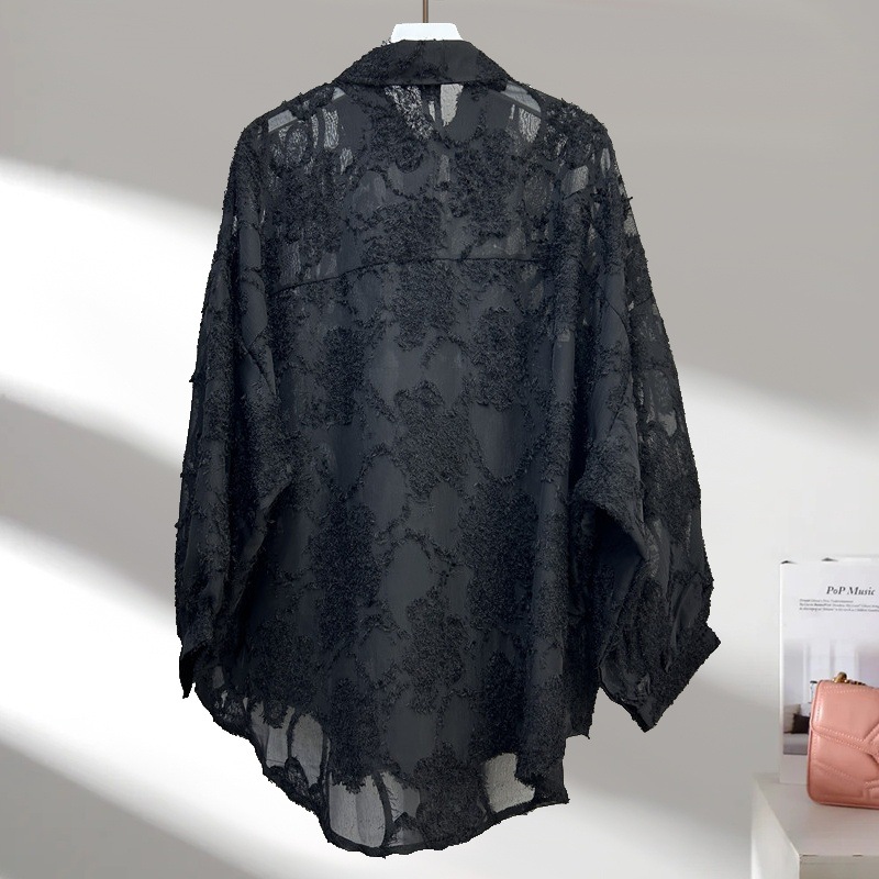 Chemisier polyvalent grande taille – Chemise à revers à fleurs 3D et diamants pour une élégance sans effort_voghion.com