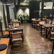 欧式酒吧民宿餐厅桌椅组合户外小方桌复古休闲咖啡厅实木靠背椅