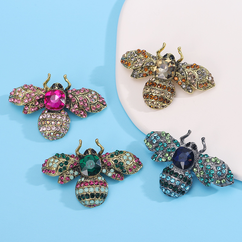 23g Weight Rhinestones Inlay Material Brooches Classification Banquet Occasion Alloy Material All Seasons Season Women's Gender Inlay Design Retro Style Retro Pin Alloy Inlay Rhinestones Women's Brooches 3