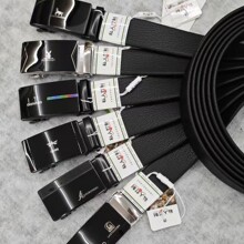 现货批发地摊皮带男士乳胶弹簧铁口腰带耐刮耐磨赶集摆摊裤带货源