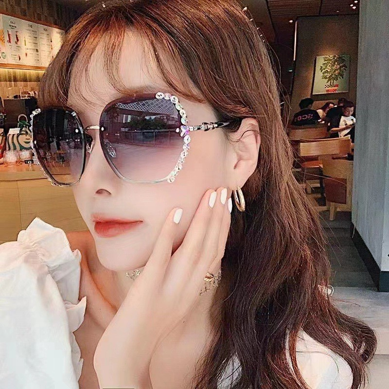 새로운 프레임리스 엣지 컷 다이아몬드 선글라스 한국 스타일 패션 트렌드 대형 프레임 선글라스 오션 필름 인터넷 연예인 거리 사진 선글라스