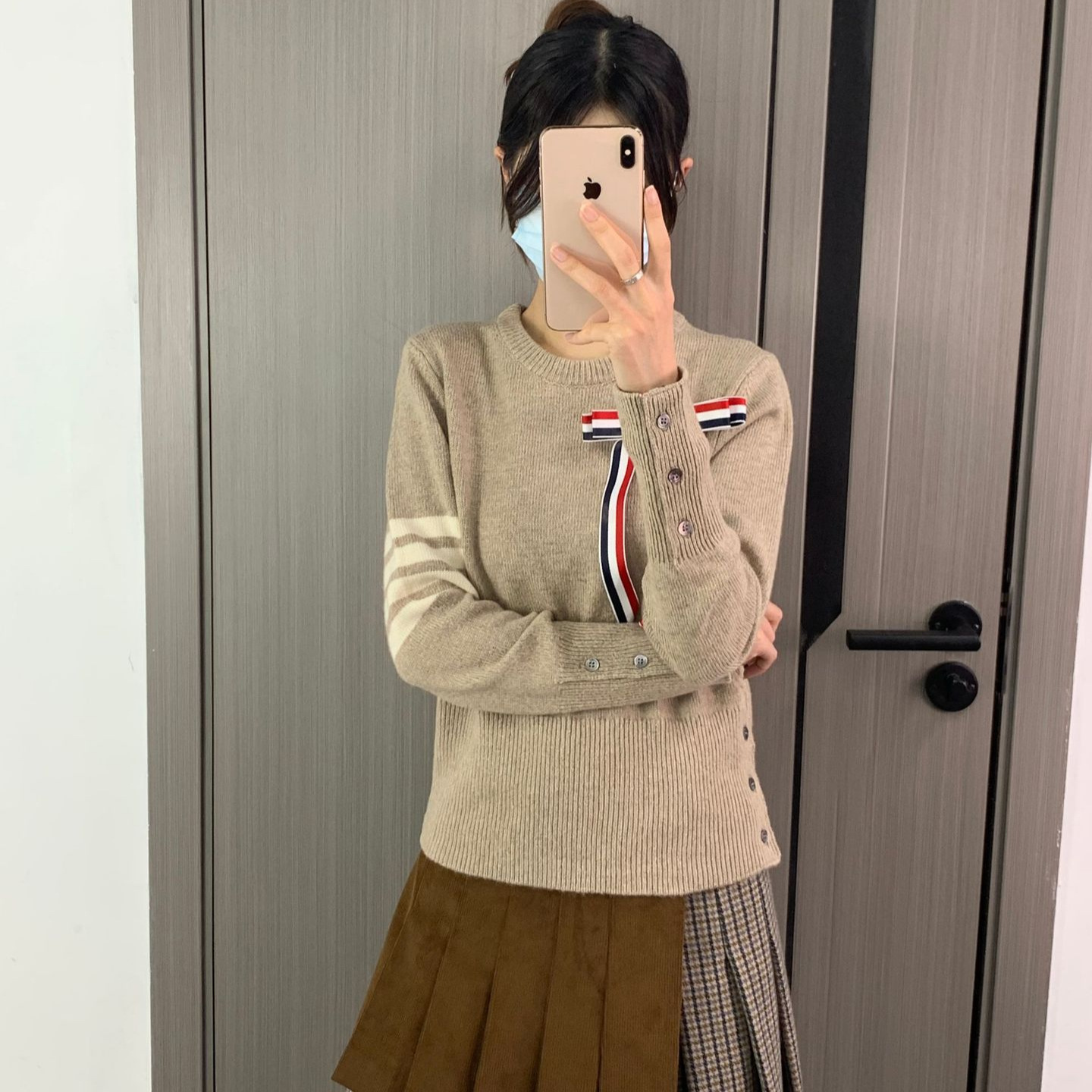 工厂直营高品质春秋款新款蝴蝶结毛衣搭配千鸟拼色百褶裙套装