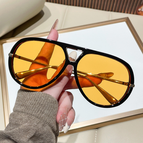 New European and American large-frame toad sunglasses, new retro ins street photography online celebrity, same concave sunglasses