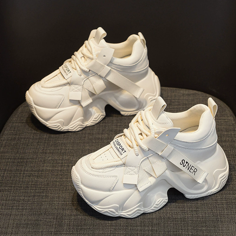 Новинка весны 2024, туфли для папы, толстая подошва, внутренняя усилия, взрывная повседневная обувь для интернет-знаменитостей, самая популярная для подходит в модном стиле, на шнуровке для женщин