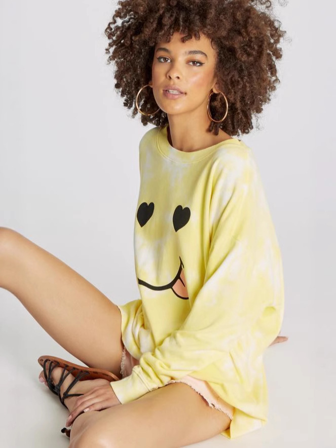 Comercio exterior camiseta falda mujer 2025 nuevo otoño invierno explosión casual impresión de teñido de atado coreano suelta delgado caracteres hogar