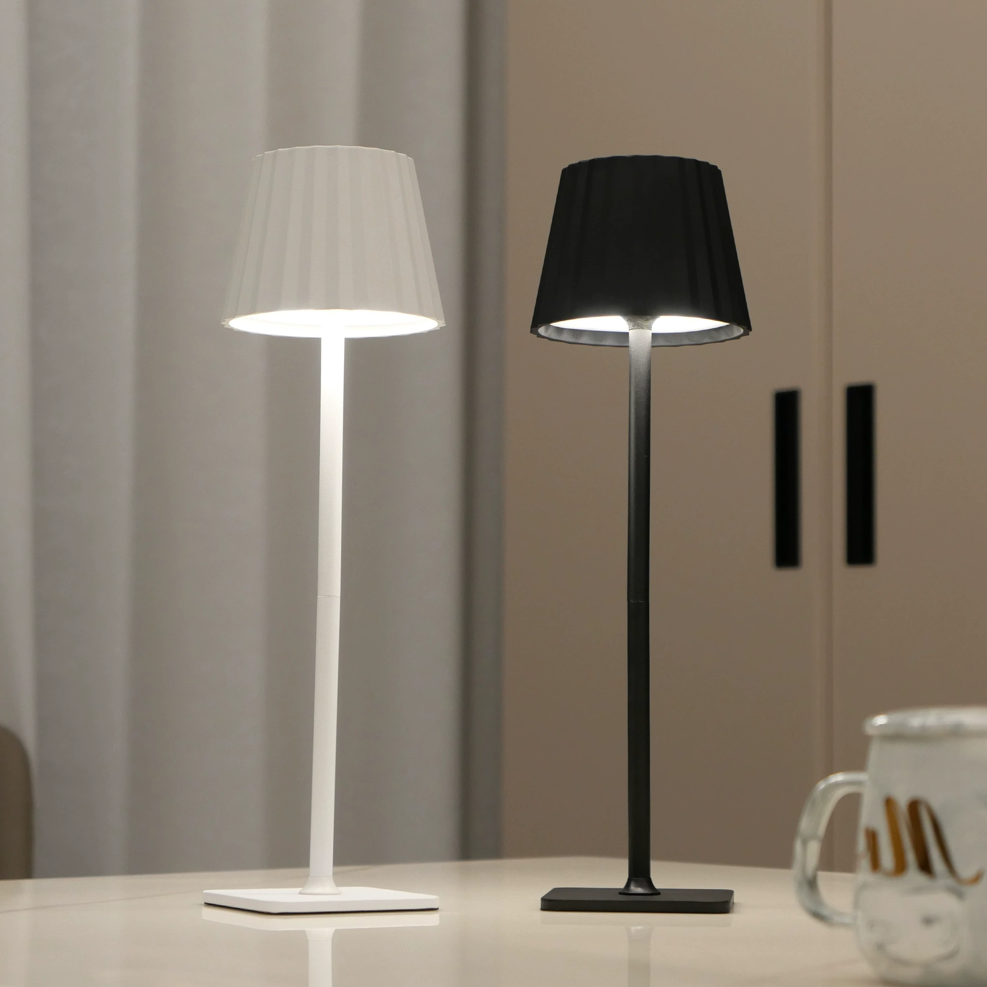 Перезаряжаемая напольная лампа для трансграничной торговли, настольный светильник для создания атмосферы, декоративный светильник класса люкс, ночник для спальни, простой прикроватный светильник-орнамент