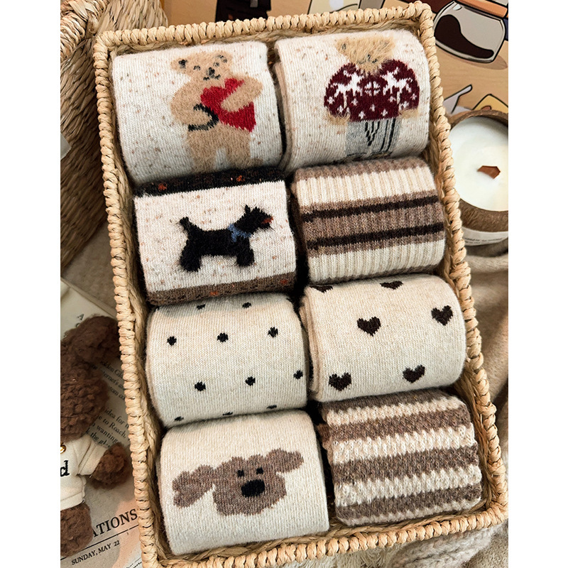 Autumn and Winter Women's Wool Socks, Fleece-Lined, Thickened, Warm Mid-Calf Socks, Japanese Retro Cashmere Cute Long Socks for Girls Autumn and Winter Women's Wool Socks, Fleece-Lined, Thickened, Warm Mid-Calf Socks, Japanese Retro Cashmere Cute Long Socks for Girls