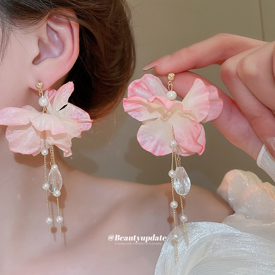 Pendientes de perla de cristal de cristal de flor de tela de aguja de plata Pendientes de todo fósforo de temperamento suave Pendientes de lujo ligero de alta gama