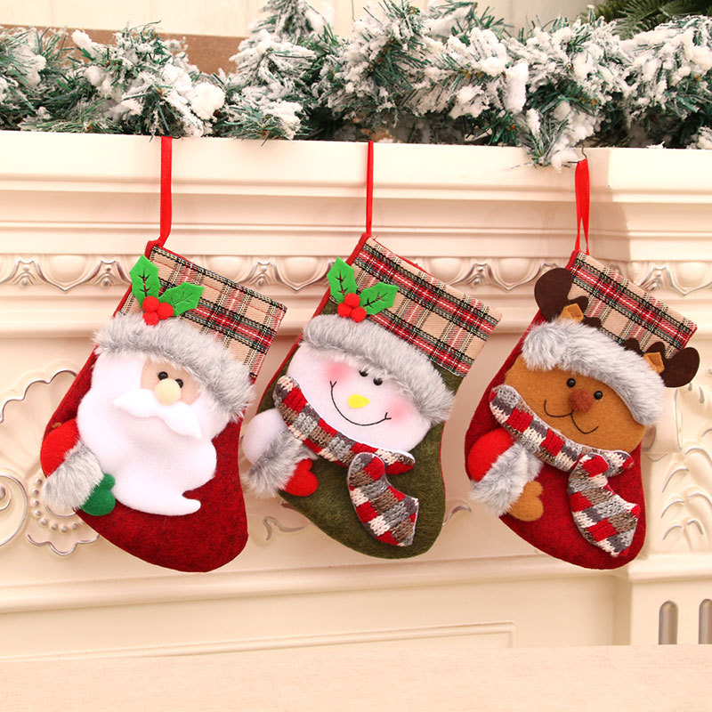 Cross-border new products Christmas socks Christmas decorations Christmas gift bags Retro plush Christmas stocking gift bags