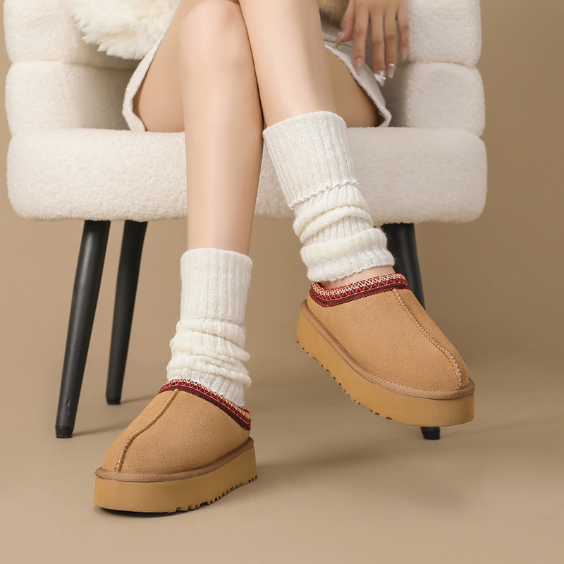 Designer Snow Boots Classics Slippers Women Fur Slides Men Sand Ultra Mini Platform Boot Slip-on Les Petites Suede Non Slip, Toe Cap Slippers Designer_voghion.com