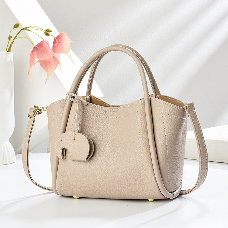 2025 nuevo bolso de mano simple bolso de mochila casual de moda versátil bolso de brazo de hombro bolsas transfronterizas