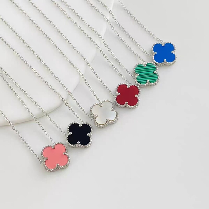 Classic 15mm Silver Double-Sided Four-Leaf Clover Necklace for Women, Simple Titanium Steel Clavicle Chain, Tiktok Popular Jewelry Classic 15mm Silver Double-Sided Four-Leaf Clover Necklace for Women, Simple Titanium Steel Clavicle Chain, Tiktok Popular Jewelry
