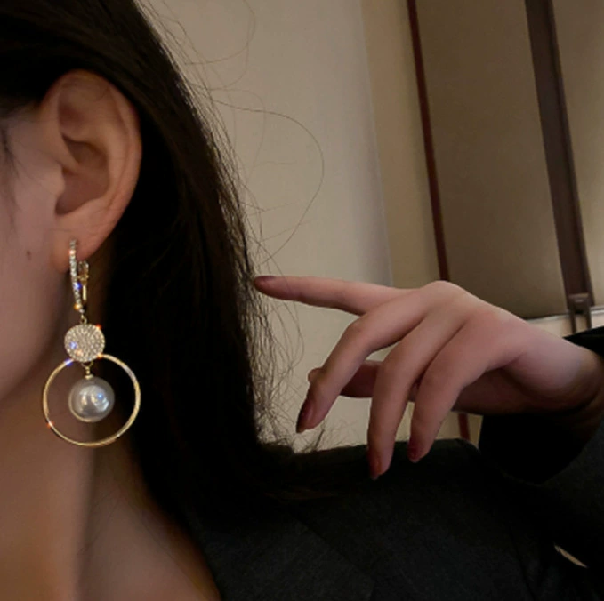 Серебряная игла, цепочка, серьги из жемчуга, 2024 год, интернет‑знаменитость