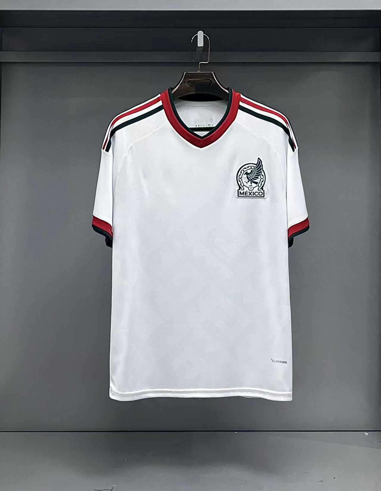 2627 nueva camiseta de fútbol de la Copa del Mundo Francia España edición de fans del equipo nacional brasileño gran cantidad de manga corta al por mayor