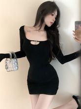纯欲风长袖女连衣裙镂空低领洋气轻奢新款短裙秋冬季加厚包臀裙