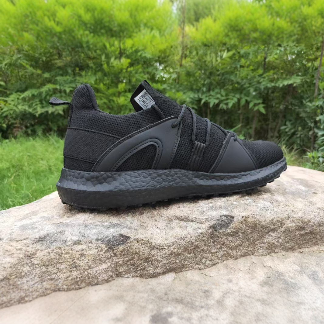 Black summer ultra light wear-resistant running sneakers for…