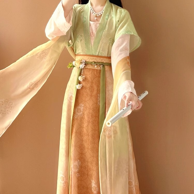 Fresh Contrasting Color Hanfu Set, Song-Style / Tang-Style Modified, Gentle Everyday Style, Spring and Summer Waist-Length Skirt Fresh Contrasting Color Hanfu Set, Song-Style / Tang-Style Modified, Gentle Everyday Style, Spring and Summer Waist-Length Skirt