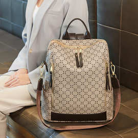 双肩背包女2024新款大容量百搭印花复古防盗旅行斜跨背包休闲旅行
